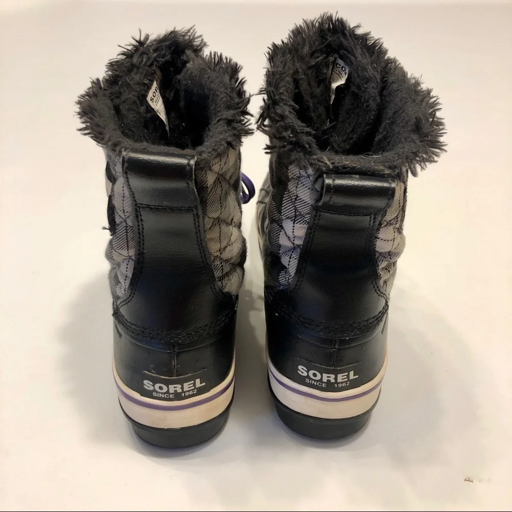 Sorel Women’s Plaid Black & White Winter Boots - Picture 4 of 5